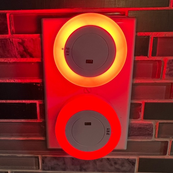 Red Night Light with Outlet - Picture 4 of 5